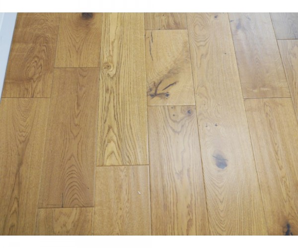 Elka Classic Oak Engineered Wood Flooring 14mm x 190mm Hand scraped Lacquered 