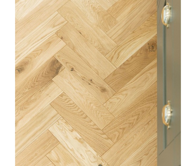 Natural Rustic Oak Herringbone Engineered Wood Flooring 18mm x 90mm Unfinished