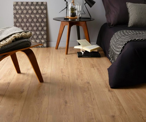 Paris Urban Oak 8mm x 197mm Laminate Flooring