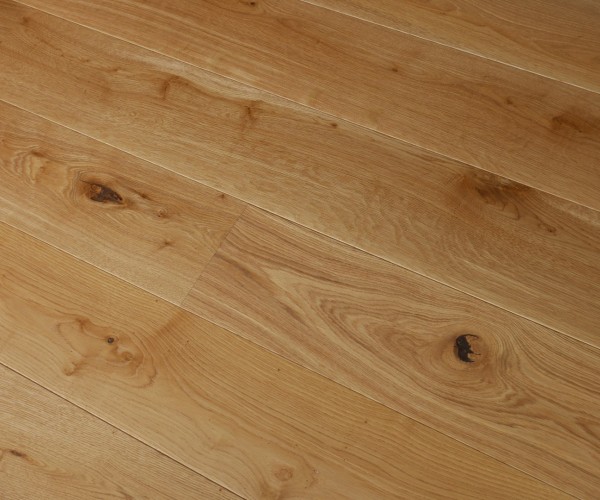 Caramel Rustic Oak Engineered Wood Flooring 20mm x 190mm Brushed Oiled 