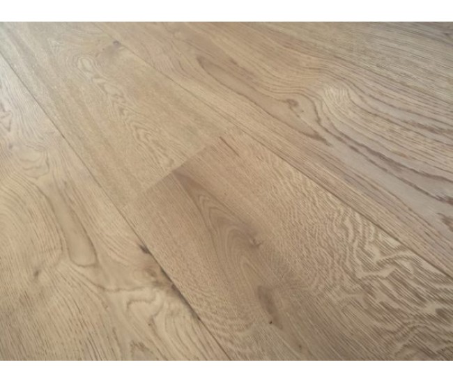 Warm Sun Oak Plank Engineered Wood Flooring 20mm x 220mm Brushed Natural Oiled