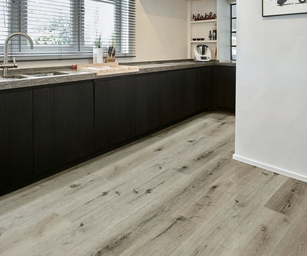 Cortese Oak SPC Waterproof Luxury Click Vinyl Flooring 6.5mm 