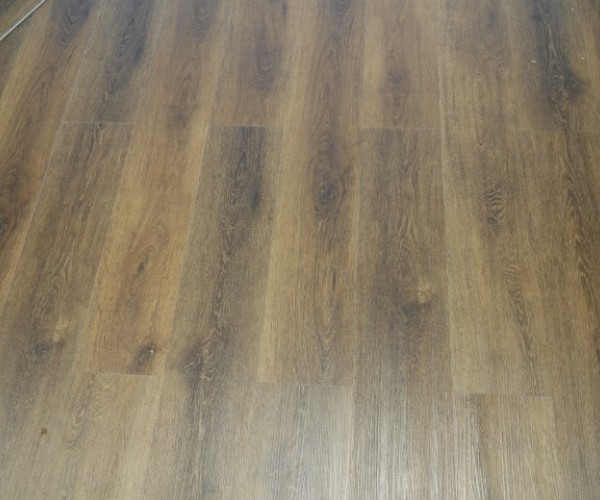 Castle Brown Oak SPC Waterproof  Luxury Click Vinyl Flooring 5mm 
