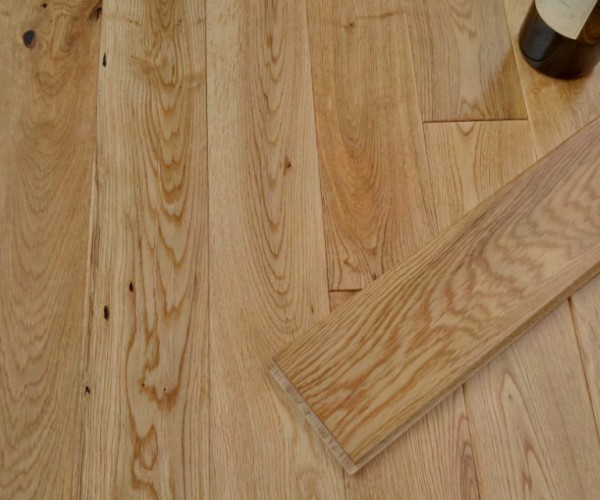Farmhouse Classic Oak Solid Wood Flooring 18mm x 90mm UV Lacquered 