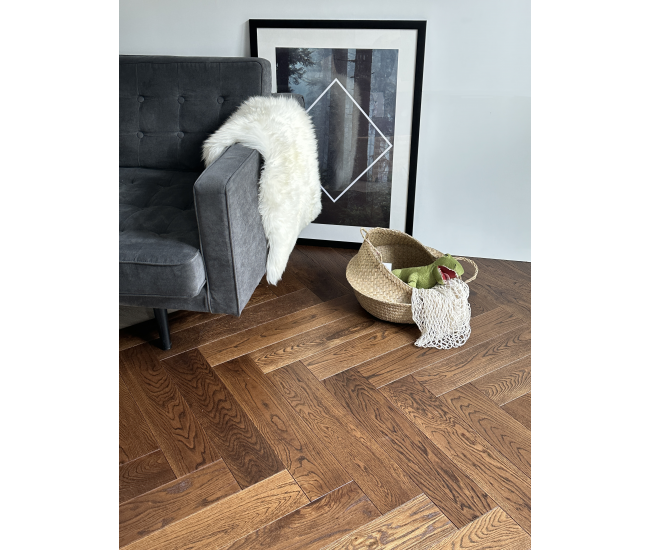 Caramel AB Grade Oak Herringbone Engineered Wood Flooring 15mm x 120mm Brushed UV Lacquered