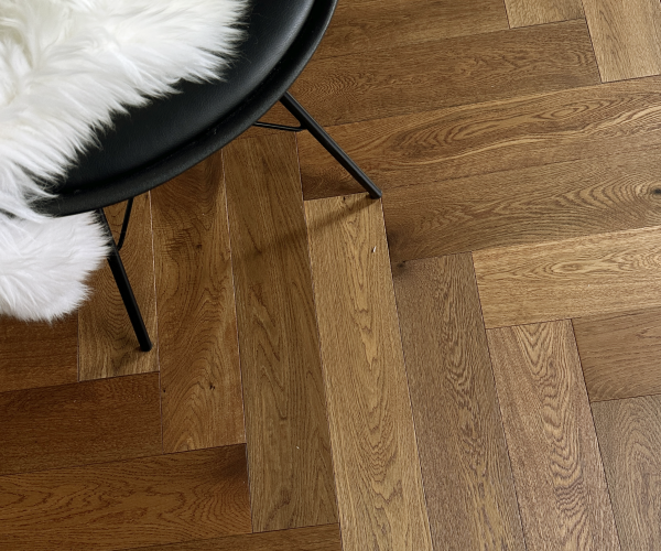 Gloden Hinde AB Grade Oak Herringbone Engineered Wood Flooring 15mm x 120mm Brushed UV Oiled