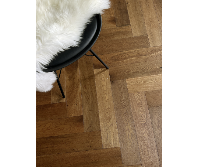 Gloden Hinde AB Grade Oak Herringbone Engineered Wood Flooring 15mm x 120mm Brushed UV Oiled