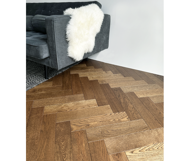 Gloden Fleece Classic Grade Oak Herringbone Engineered Wood Flooring 15mm x 90mm Brushed UV Oiled