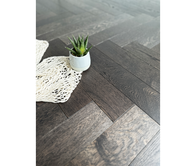 Eagles Shadow Classic Grade Oak Herringbone Engineered Wood Flooring 15mm x 90mm Brushed UV Oiled