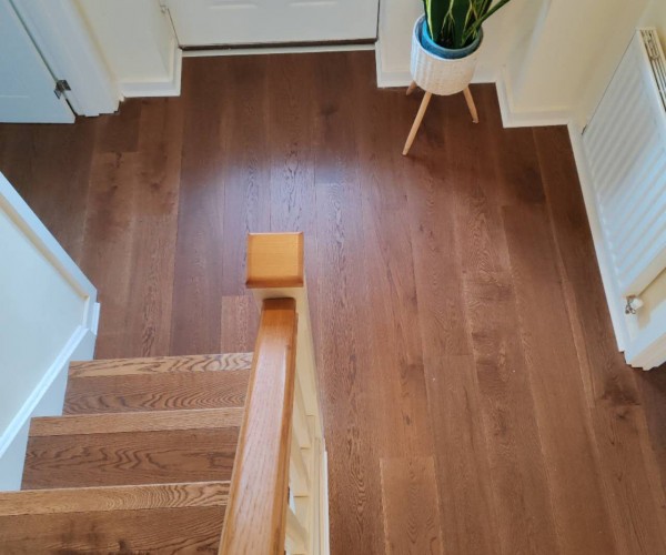 Caramel Prime Oak Engineered Wood Flooring 14mm x 190mm Brushed UV Lacquered 