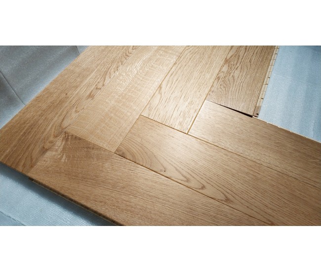 Natural Oak Herringbone Engineered Wood Flooring 14mm x 110mm Brushed Matt Lacquered