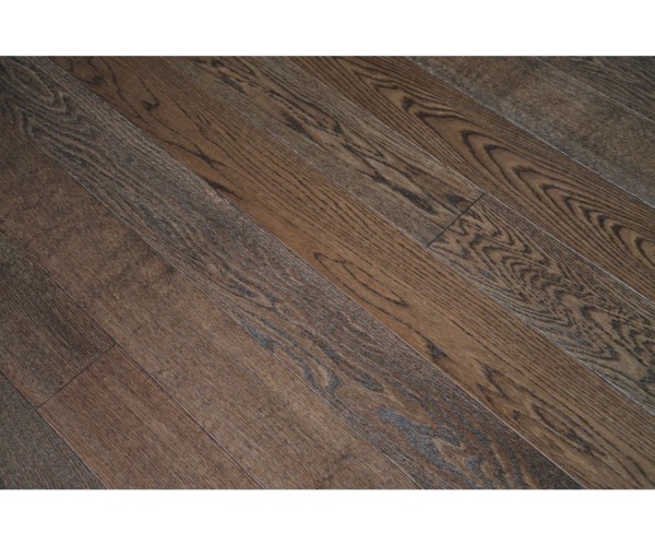 Wine Barrel Oak Classic Engineered Wood Flooring 10mm x 127mm Smoky Brushed Lacquered 