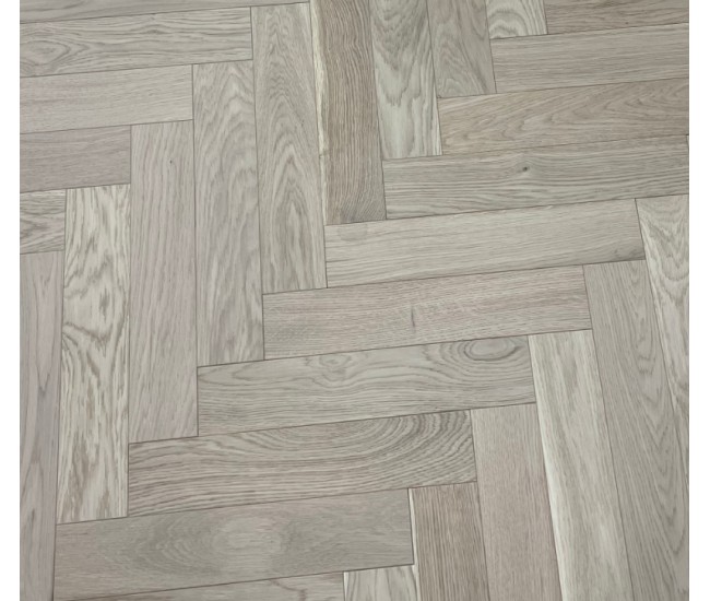 Essence Classic Engineered Herringbone 10mm x 90mm Brushed Invisible Lacquered - UHB1058 Essence Classic Engineered Herringbone 10mm x 90mm Brushed Invisible Lacquered