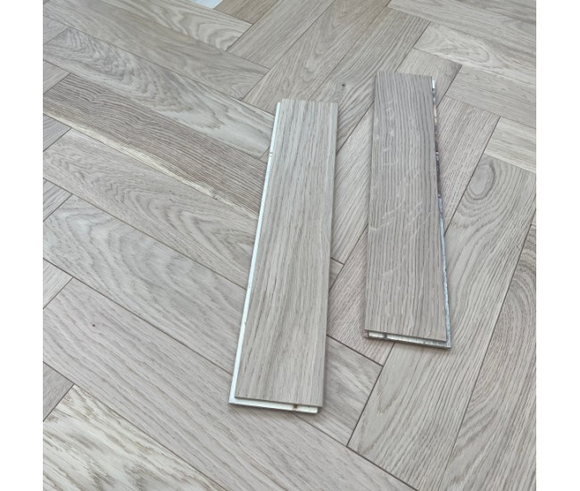 Essence Classic Engineered Herringbone 10mm x 90mm Brushed Invisible Lacquered - UHB1058 Essence Classic Engineered Herringbone 10mm x 90mm Brushed Invisible Lacquered