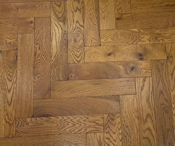 Golden Wheat Classic Engineered Herringbone 10mm x 90mm Brushed Lacquered