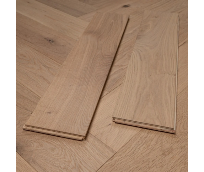 Light Oak Herringbone Engineered Wood Flooring 14mm x 125mm Invisible Lacquered - UHB1490 Light Oak Herringbone Engineered Wood Flooring 14mm x 125mm Invisible Lacquered