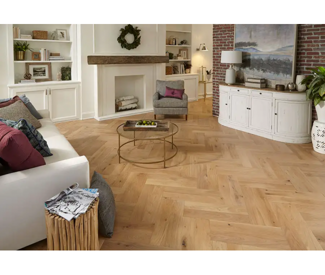 Natural light Classic Oak Herringbone Engineered Wood Flooring 14mm x 90mm Lacquered