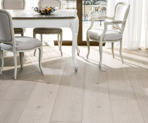Creamy White Rustic Oak Engineered Wood Flooring 14mm x 190mm Unfinished
