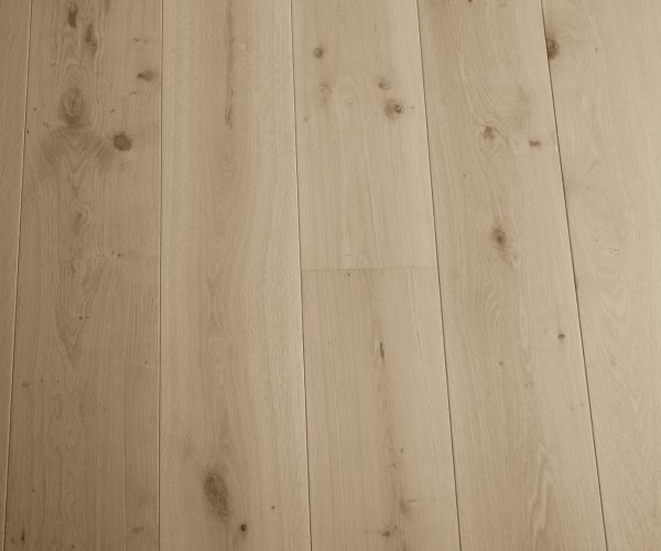 Classic Natural Oak Engineered Wood Flooring 14mm x 190mm Invisible Oiled 