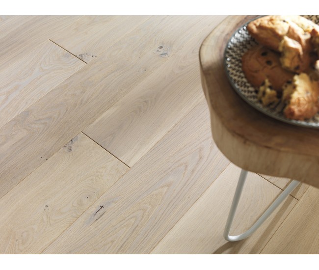 Natural White Classic Oak Engineered Wood Flooring 14mm x 190mm Oiled