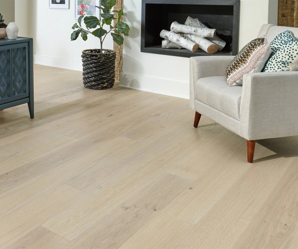 Natural White Classic Oak Engineered Wood Flooring 14mm x 190mm Oiled 