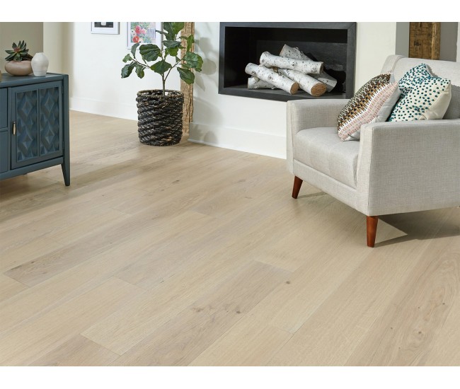 Natural White Classic Oak Engineered Wood Flooring 14mm x 190mm Oiled