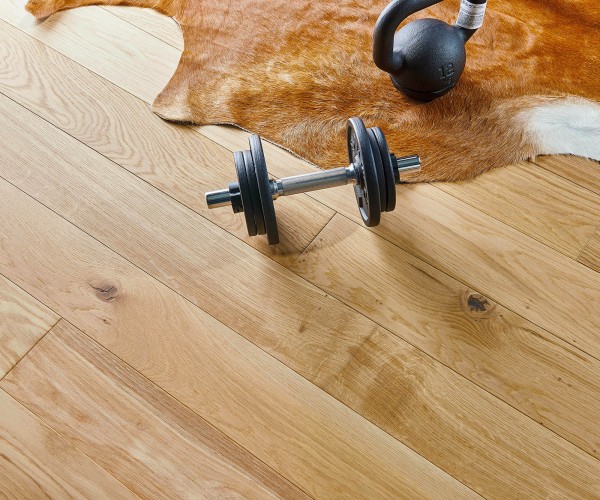 Tawny Oak Classic Engineered Wood Flooring 14mm x 125mm Brushed Lacquered 