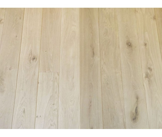 Natural Classic Oak Engineered Wood Flooring 20mm x 190mm Invisible Oiled