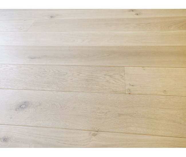 Natural Classic Oak Engineered Wood Flooring 20mm x 190mm Invisible Oiled