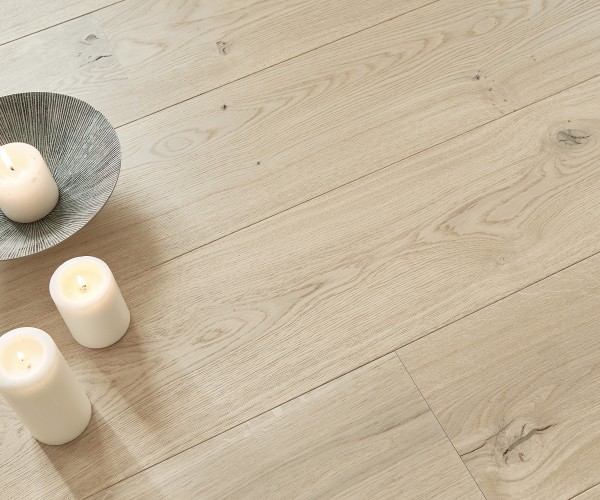 Natural Classic Oak Engineered Wood Flooring 20mm x 190mm Invisible Oiled