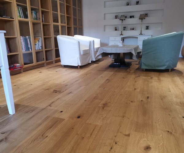 Deep Fume Classic Oak Engineered Wood Flooring 20mm x 190mm Brushed Oiled 