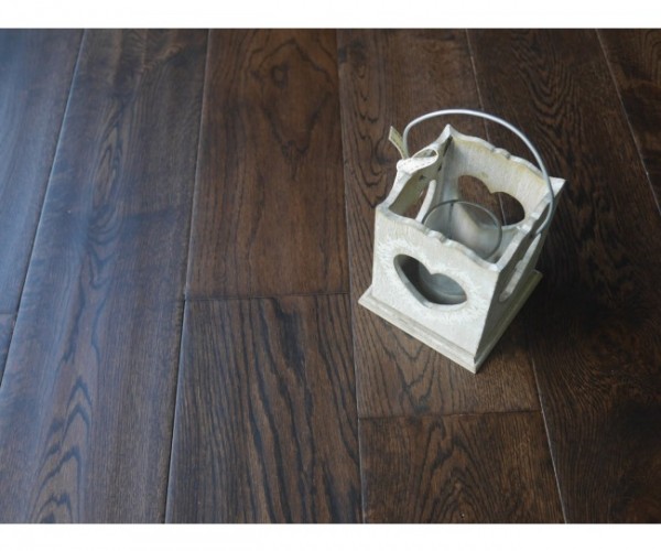 Antique Chocolate Oak Solid Classic Flooring 18mm x 125mm Matt Lacquered