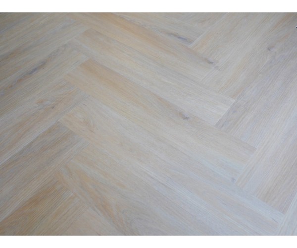 Light Oak Herringbone SPC Waterproof Luxury Click Vinyl Flooring 6.5mm 