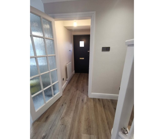 Cornish Oak SPC Waterproof Luxury Click Vinyl Flooring 6.5mm - UXL13 Cornish Oak SPC Waterproof Luxury Click Vinyl Flooring 6.5mm