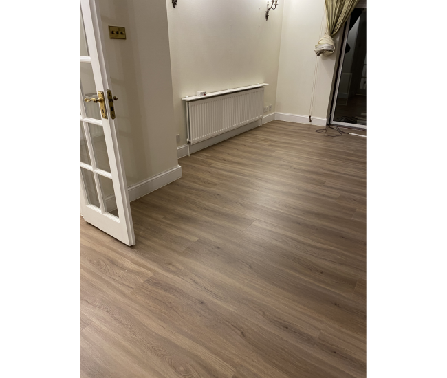 Mint Natural Oak SPC Waterproof Luxury Click Vinyl Flooring 6.5mm